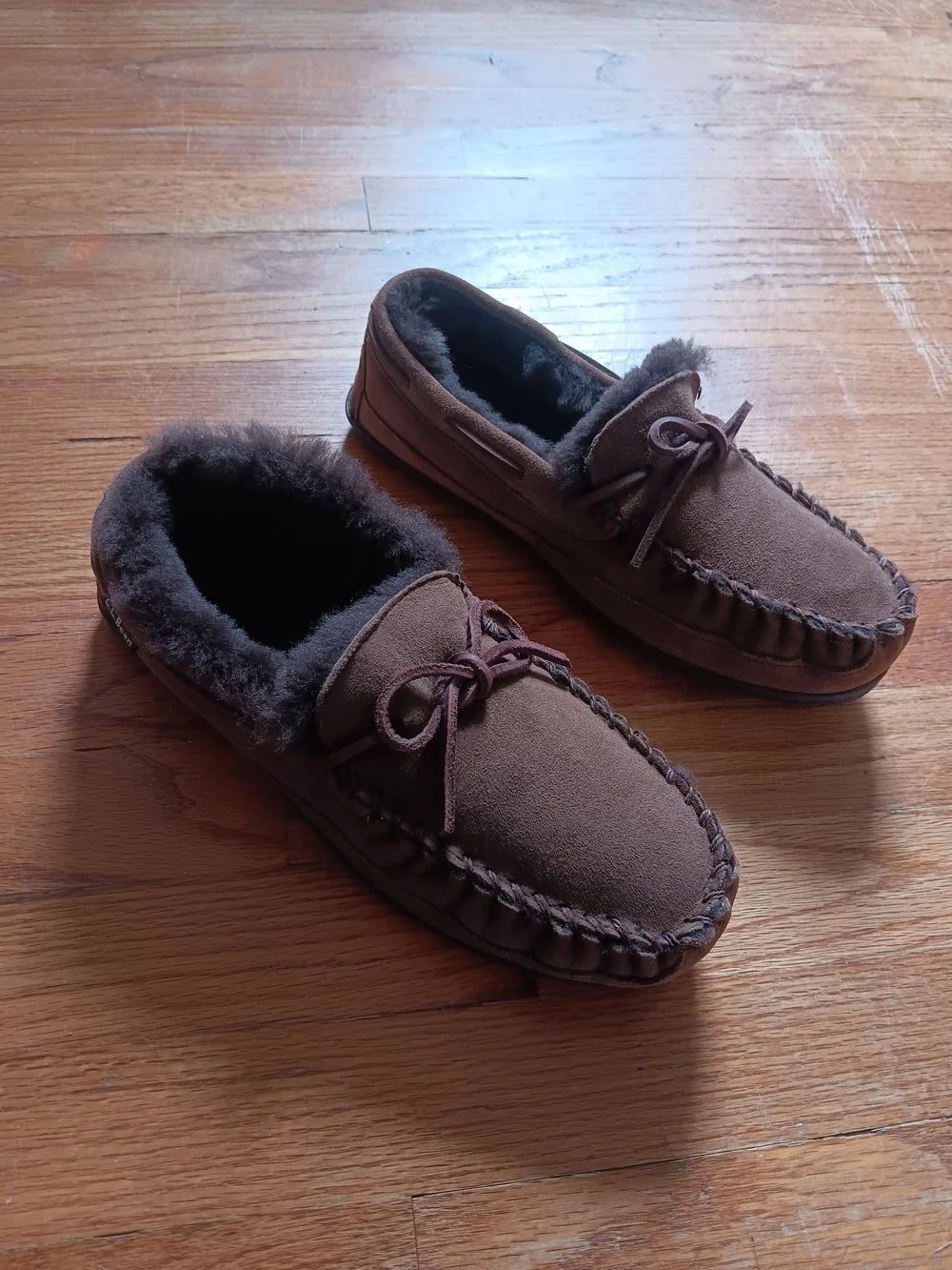 L.L. Bean Men's Wicked Good Chocolate Brown Suede Shearling Slipper Moccasins 9